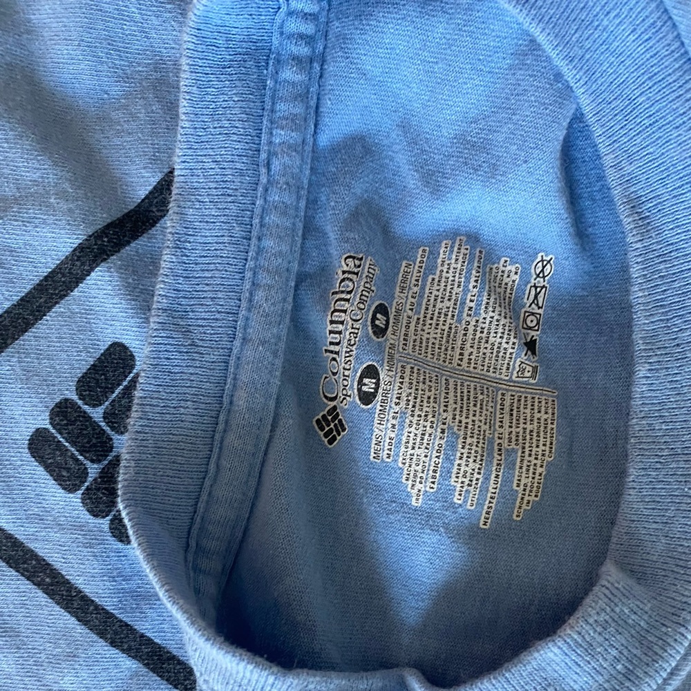 Brand new never worn PDG Columbia shirt (mens)